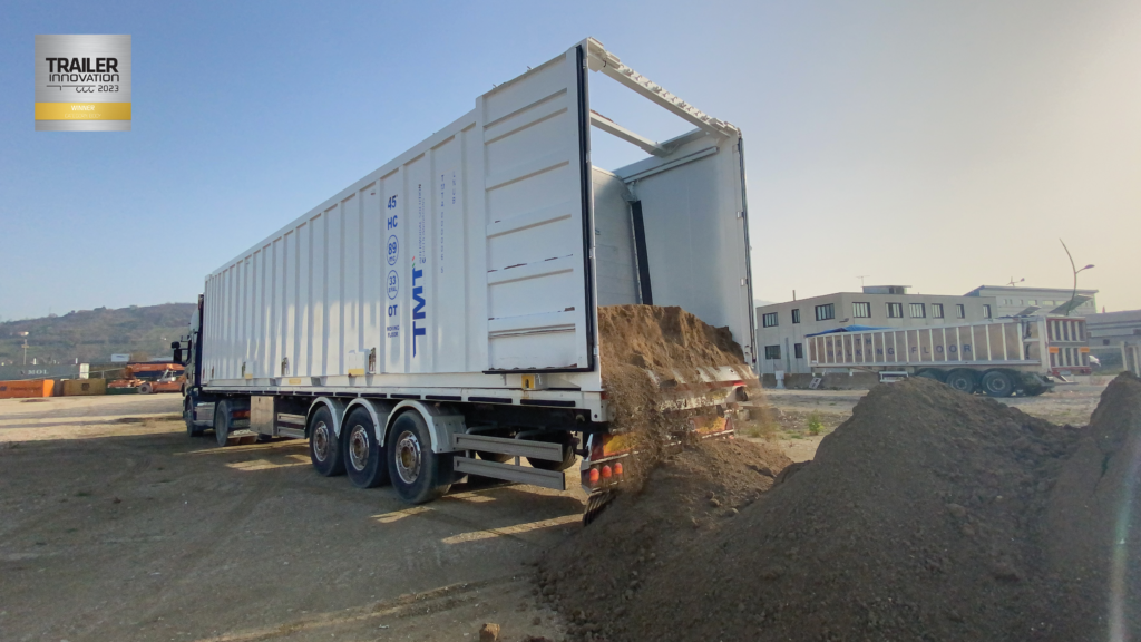 L'unico al mondo container Moving floor, vincitore del Trailer Innovation Award 2023